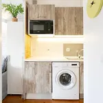 Lejlighed Great 1 Bdr Flat With Air Condicioner! *