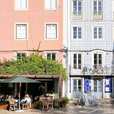 Cozy And Bright 1bdr Flat In Typical Neighborhood! *